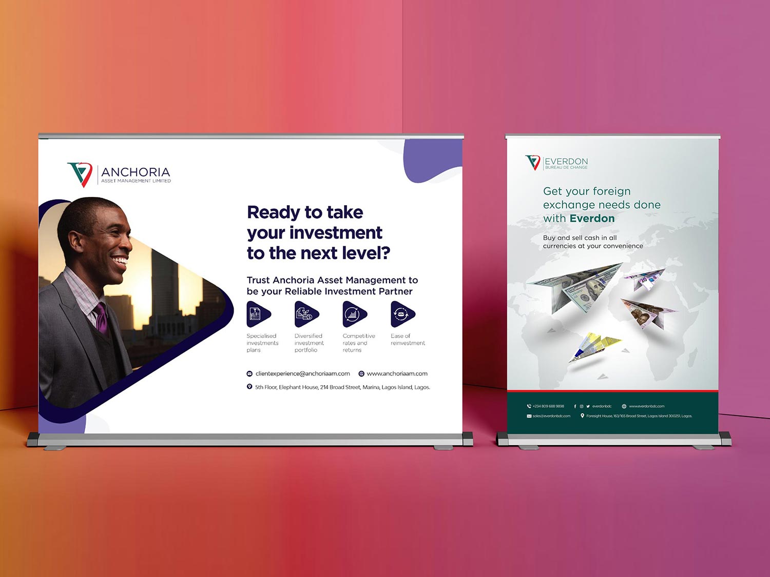 Banners-for-the-right-wing-of-the-Hall